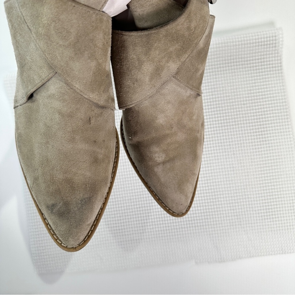 BP ankle booties suede pointed toe taupe size 8 - Picture 5 of 10